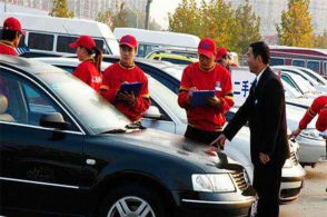 太阳成集团tyc7111cc_王毅祭扫朝鲜安州中国人民志愿军烈士陵园(图3) 太阳成集团tyc7111cc