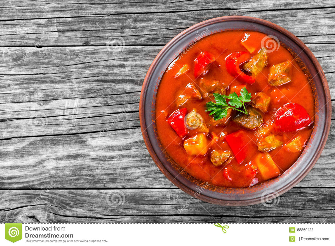 以色列军队再次进攻加沙地带,空袭十分迅猛:太阳成集团tyc7111cc(图2) 太阳成集团tyc7111cc