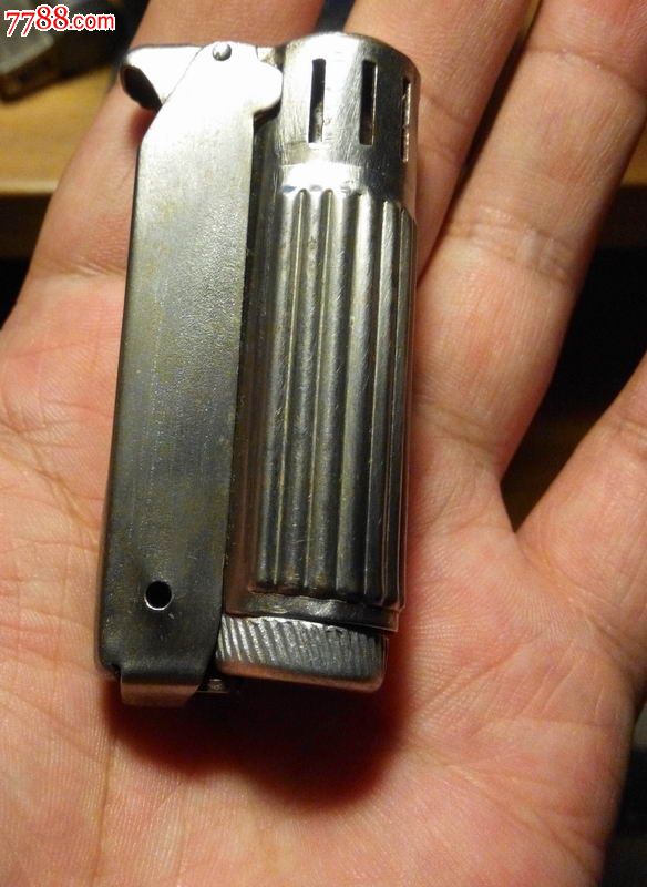 ‘太阳成集团tyc7111cc’哪些媒体在香港极力煽动暴力 侠客岛点出这几个