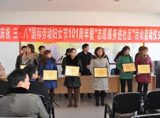 太阳成集团tyc7111cc_被中国粉丝送礼的这支韩国部队 团旗曾被我军缴获