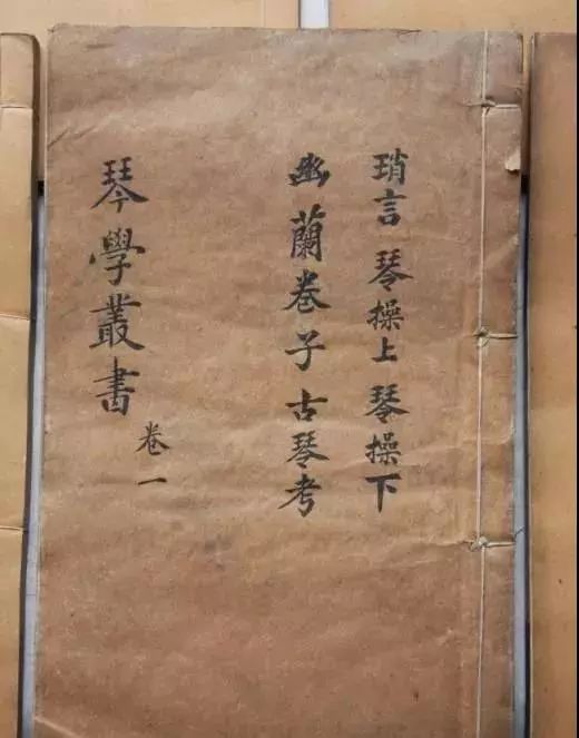 【太阳成集团tyc7111cc】头等舱乘客吃完飞机餐腹泻称南航应改名难行(图1) 太阳成集团tyc7111cc