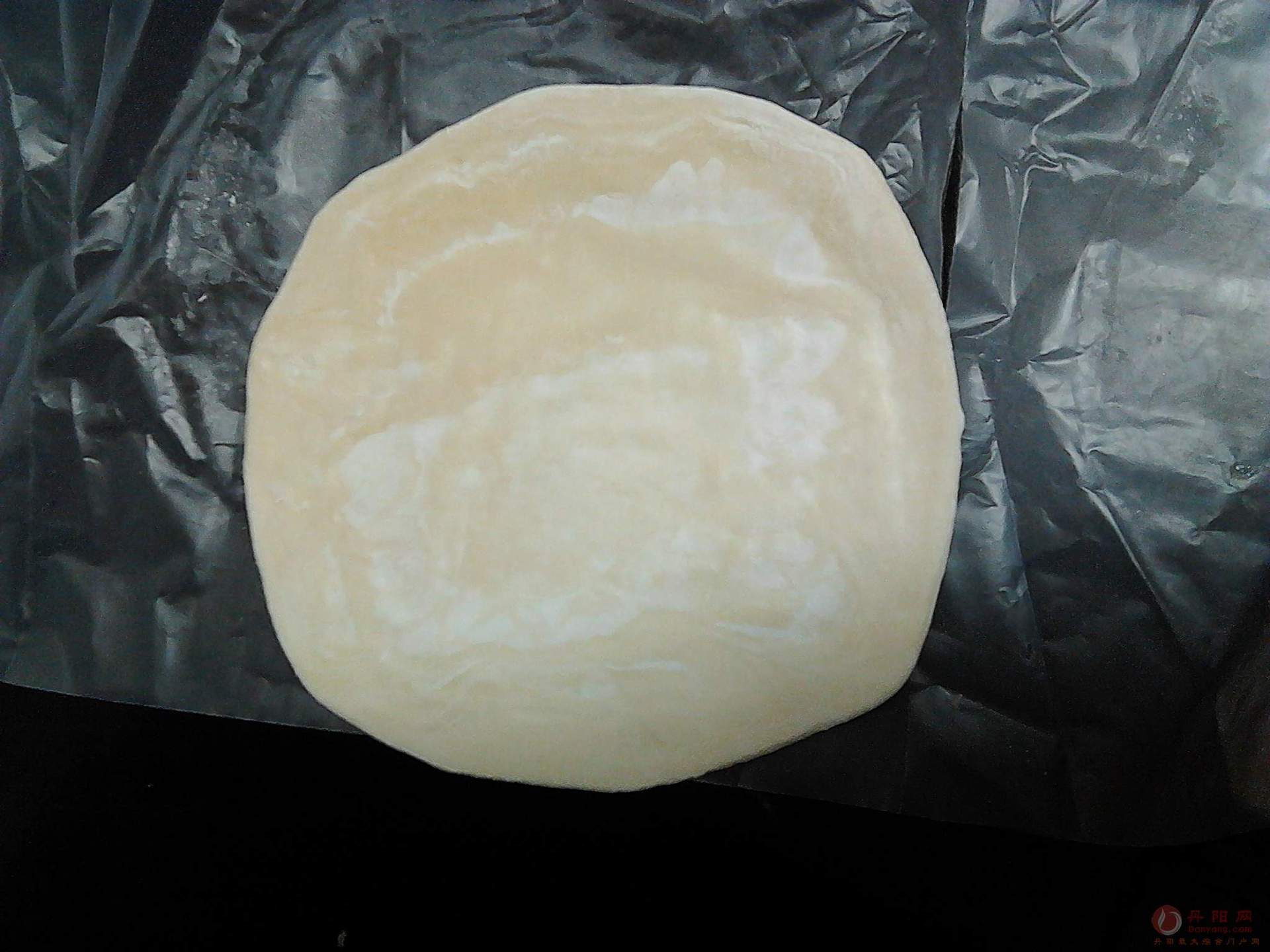 【太阳成集团tyc7111cc】中邮速递易推出大型自提柜已在深圳试点(图2) 太阳成集团tyc7111cc