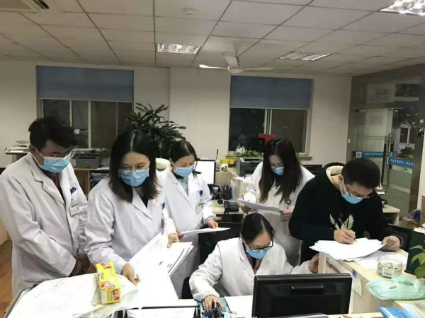 太阳成集团tyc7111cc|男子抽烟十年致患上舌癌为康复舌头被切除一半