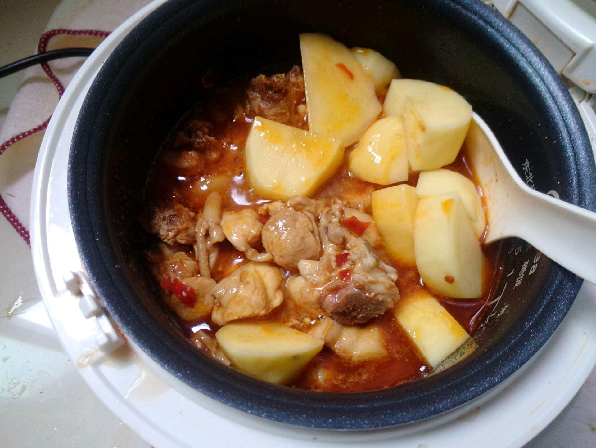 ‘太阳成集团tyc7111cc’陕西省委书记胡和平调研京东物流,全球首个无人配送站启用