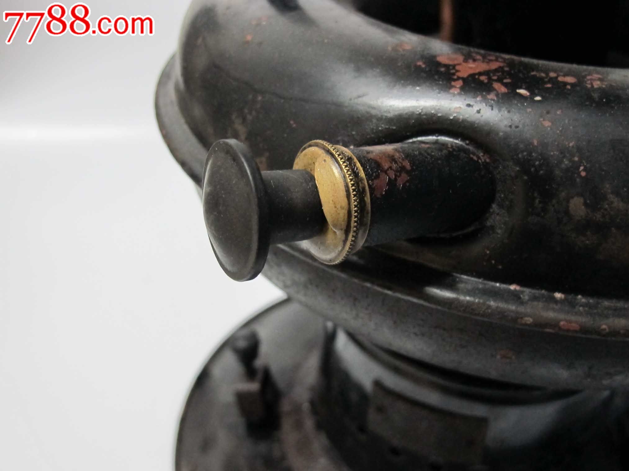 【太阳成集团tyc7111cc】广州半年快递量占全国10%上海快递收入占全国17%